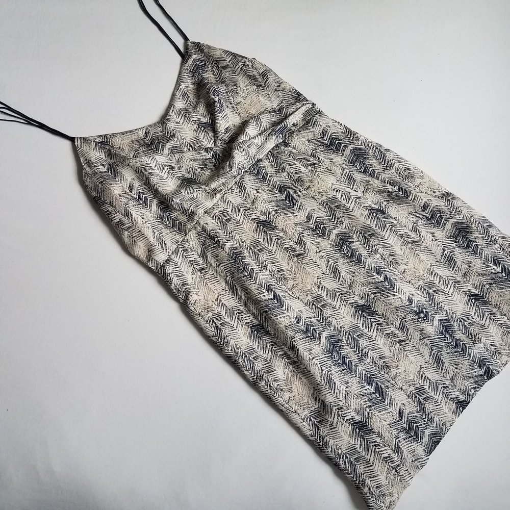 🛒Forever 21 | Navy Beige Mini Dress M